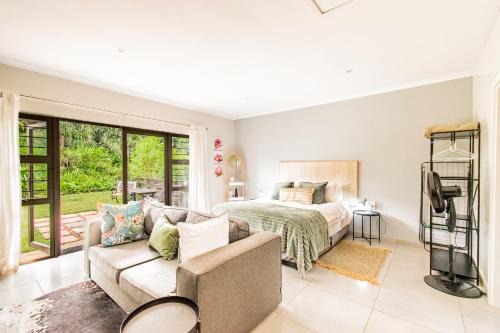 Kloof Apartment | Robyns Nest Self Catering Studio Cottage No2