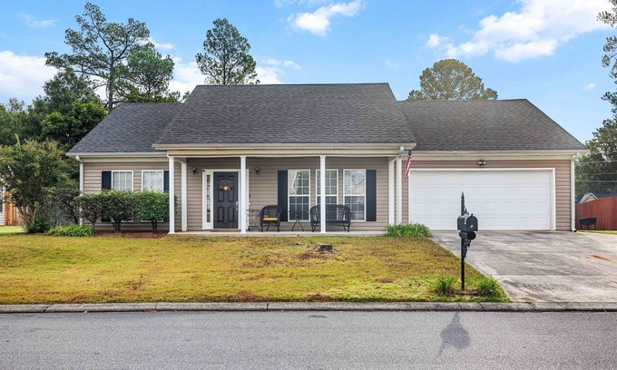 Mount Berry House | Rocky 2, Newer, 3 BR 2 Bath, Hot Tub,Tennis Center