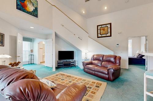 Kimberling City Apartment | Rocky Shore Reflection