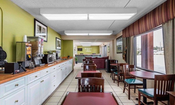 Gracewood Hotel | Rodeway Inn Augusta South