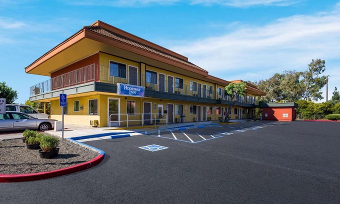 Livermore Hotel | Rodeway Inn Livermore