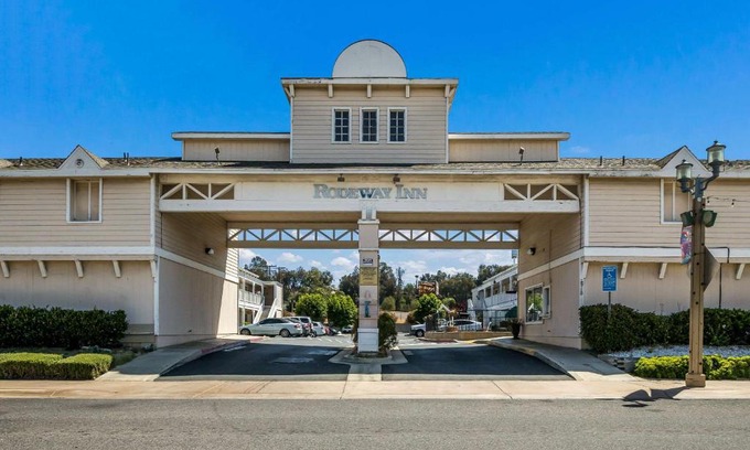 Temecula Hotel | Rodeway Inn Old Town Temecula