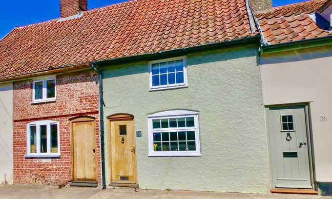 Framlingham Cottage | Romantic* Castle on the Hill Cottage *Framlingham