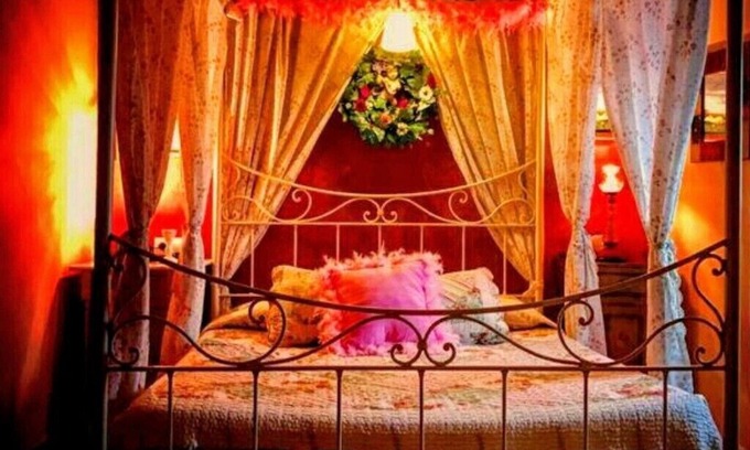 Valeria House | Romantic getaway to Valeria, Spain