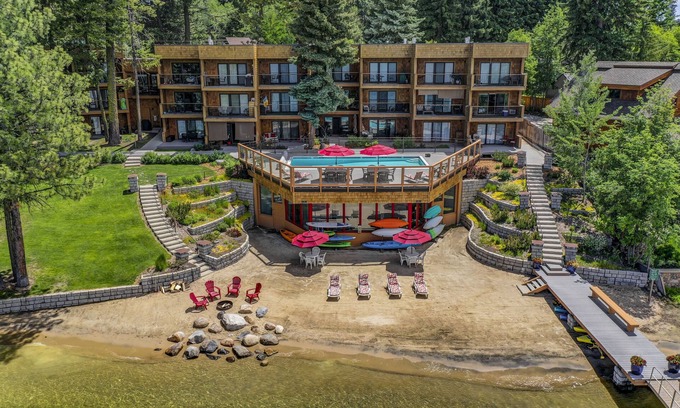 McCall Condo | Romantic lakefront condo on beautiful Payette Lake!