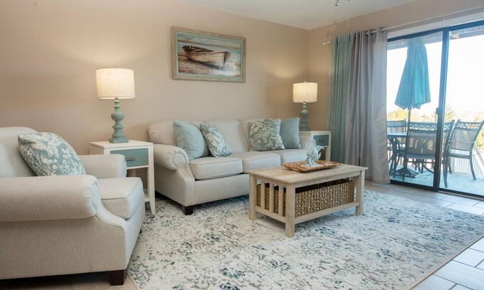 Oceanmarsh Subdivision Condo | Romantic Oceanfront Villa for Two