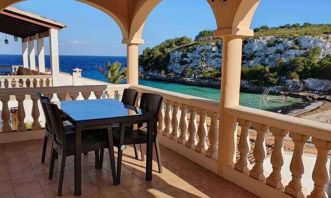 Cala Anguila-Cala Mendia Ski Chalet | ROMANTICA VORAMAR