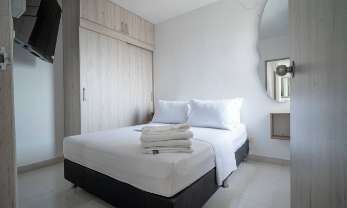 Torices Apartment | Roof top 7 Cielos Confortable apt/Excellent location/Pool/Gym/Wi - Fi Fast