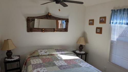 Pinehurst House | Room #3 at the Apple Place