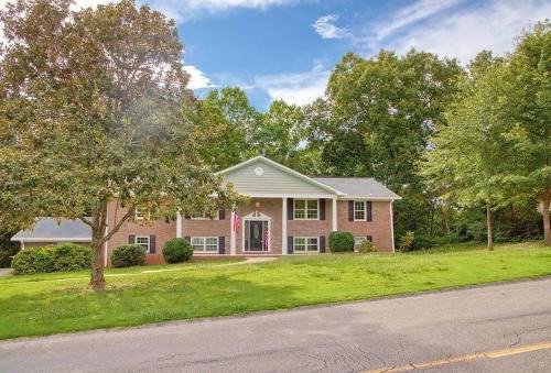 Silver Creek House | Room for the whole family in Rome