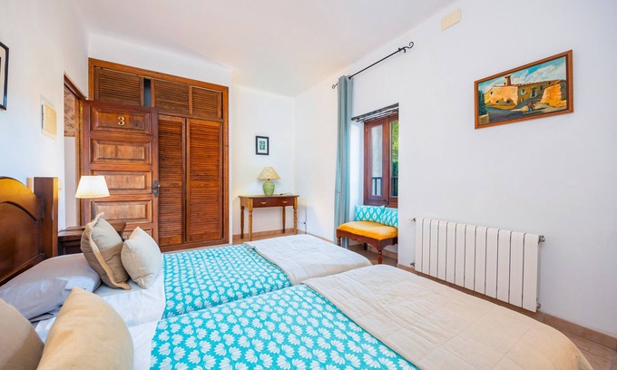 Puigpunyent Apartment | Room 'Habitación 3' with Mountain View, Shared Pool and Wi-Fi