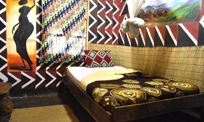 Nyakinama House | Room in B&B - Red Rocks Rwanda - Double Room With Shared Bathroom