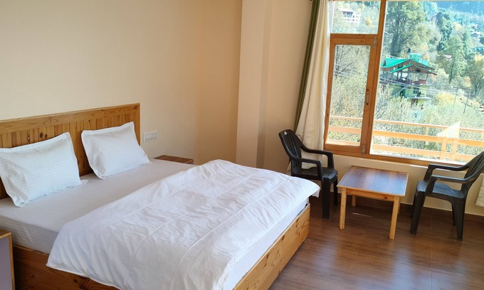 Manali Cottage | Room in Manali, River and Mountain View middle of apple orchard, Quit place 7