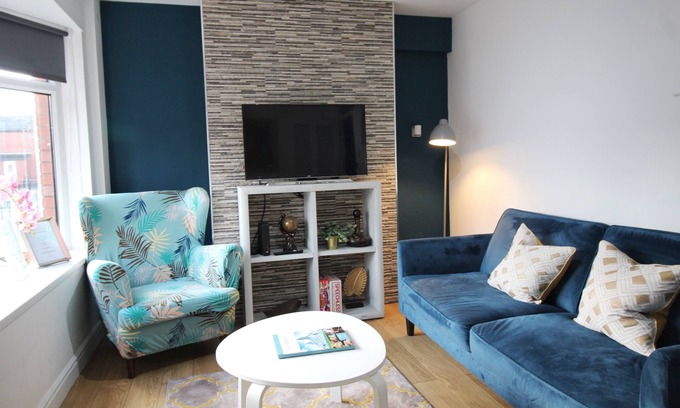 Belfast House | Room with Comfortable Beds