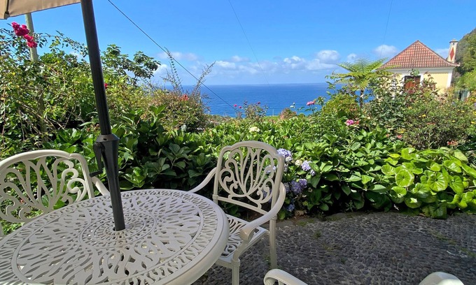 Arco de Sao Jorge Apartment | - Rosa Maria -