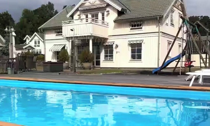 Kolmarden Villa | Rosa Villa, an idyllic villa by the Baltic Sea