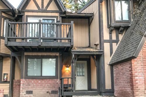 Summit Estates House | Rosie's Hideaway #331