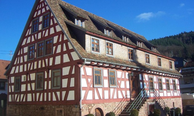 Heiligkreuzsteinach Bed & Breakfast | Roter Löwe