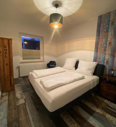 Hilden Cabin | Rotterdam: Messe/Business/FeWo