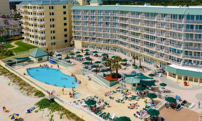 Ormond Beach Apartment | Royal Floridian Resort
