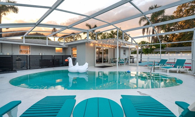 Sarasota House | Royal Palms Oasis | Pickle Ball, Pet-Friendly w/Private Pool + Putt Putt