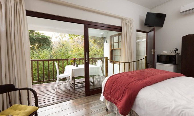 Port Shepstone Bed & Breakfast | Royston Hall Guesthouse