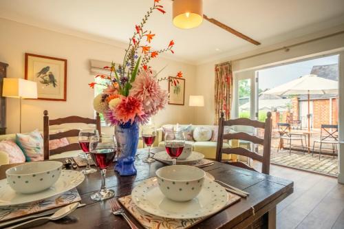 Higham House | Rural bolthole in Constable country estate - The Woodshed