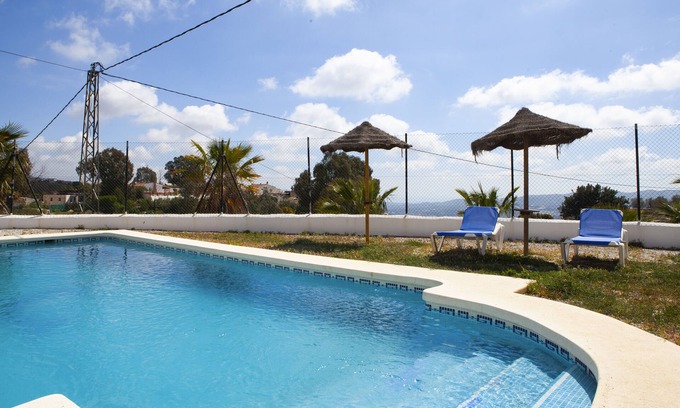 Rio Velez Cottage | Rural house with pool. Views of the sea and the mountains.