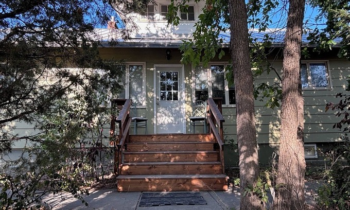 Circle House | Rustic 2-bedroom house in fabulous Circle, MT.