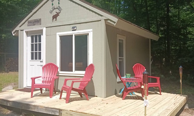Frederic Cabin | Rustic Cabin on 10 secluded acres