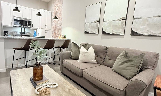 The Gate House | Rustic Charm 4BDRM Home| STL Developers