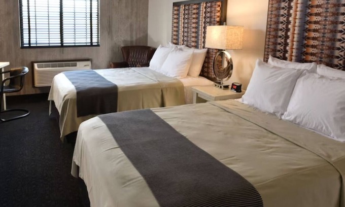 Broken Arrow Hotel | Rustic Charm Meets Modern Comfort in Broken Arrow Getaway | 2 Units