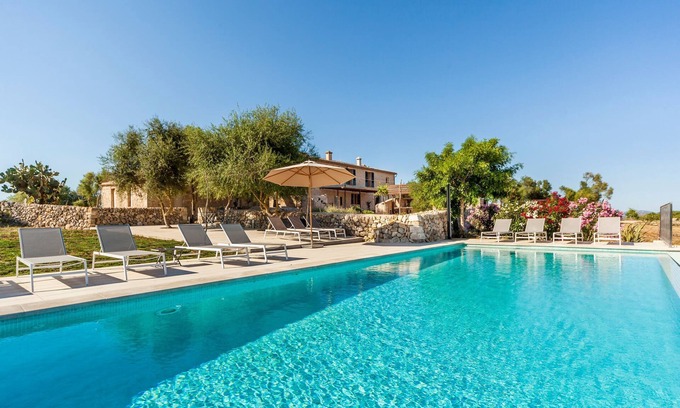 Vilafranca de Bonany Villa | Rustic country house with pool - Villa Turonet