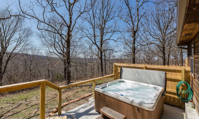 Mountainburg Cabin | Rustic Lazy Bear Cabin with a Hot Tub