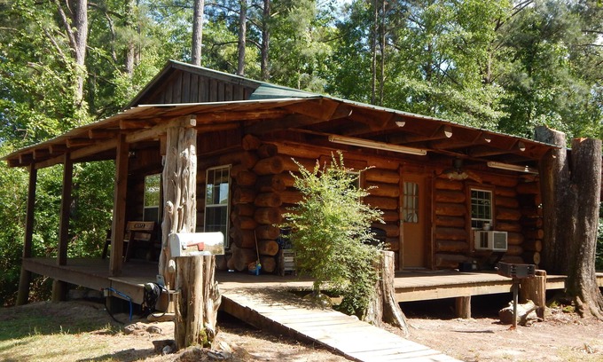 Greensboro Cabin | Rustic Log Cabin with fishing.