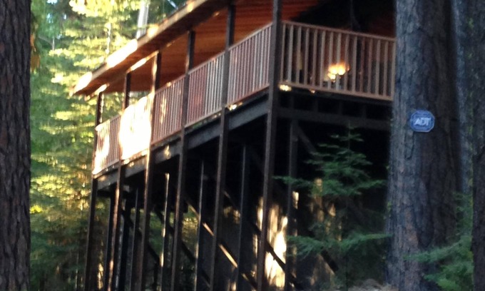 Shingletown House | Rustic Mountain Home Near Lassen Park