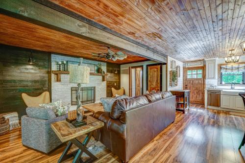 Ellijay House | Rustic Oasis