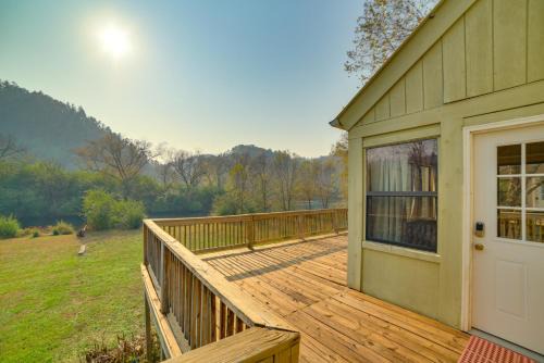 Reliance House | Rustic Reliance Cabin Fly Fish the Hiwassee River