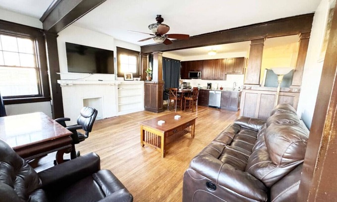 Point Breeze North Apartment | Rustic Rockwell Park with Free Off-street Parking