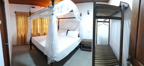 Ilukgoda Villa | Rustic Villa In Kalutara South