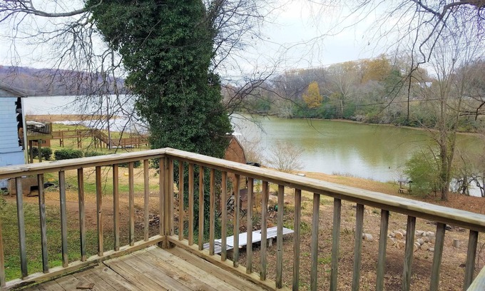 Dover Cottage | Rustic Waterfront Cottage in Downtown Dover Tennessee.
