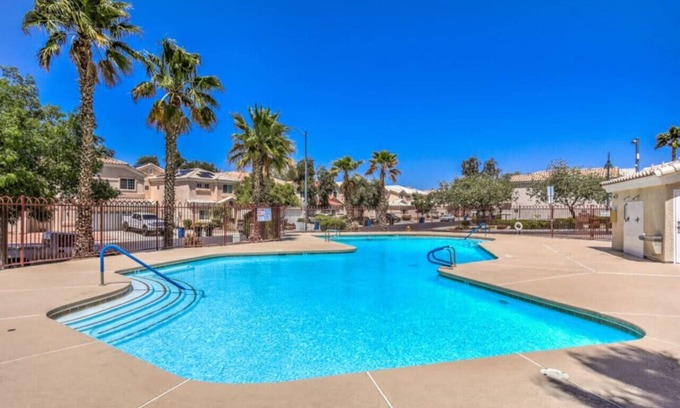 River Mountain Condo | Rusty Ridge | 2BR Condo, Garage, Community Pool