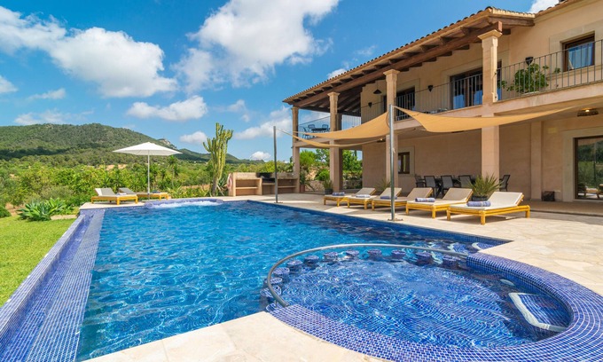 Felanitx Villa | S'ALBARCOQUER - Stunning villa with private swimming pool and free WiFi