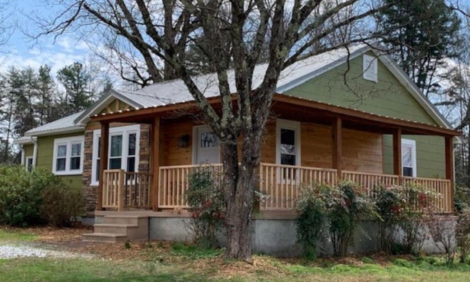 Salem House | S Circle Beautifully Restored Rental Home in Salem