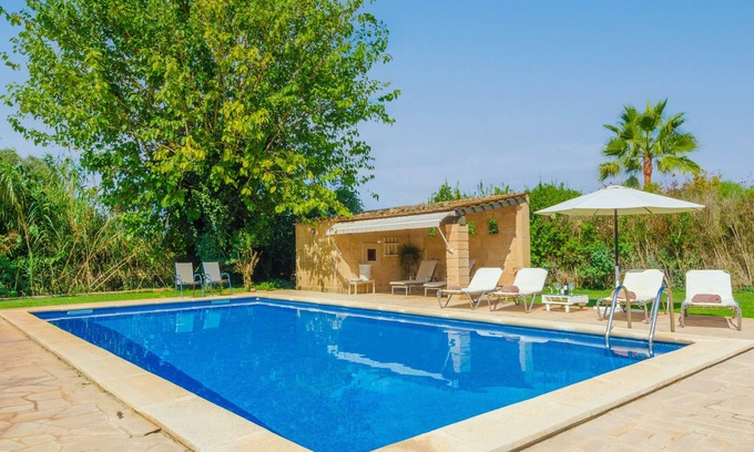 Algaida Villa | S'ERA NOVA - Beautiful villa with private pool surrounded by a beautiful garden. Free WIFI