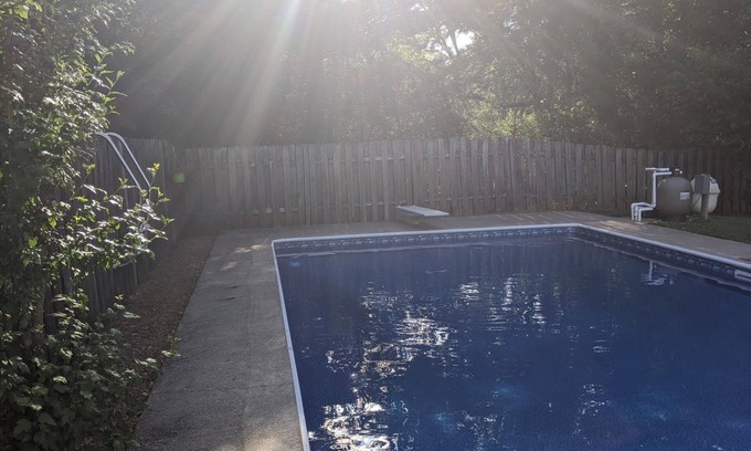 Scottsboro House | s1. Beautiful home in historic Scottsboro w/pool