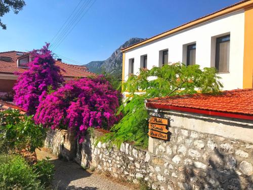 Karaburun House | Saklı Konak
