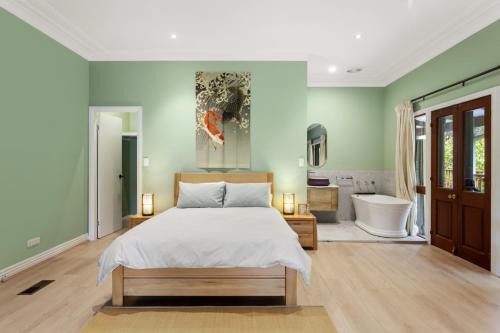 Wentworth Falls Apartment | Sakura Calm Cozy and Close to Nature