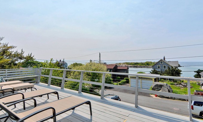 Gloucester House | Salt Island Views: 4-Season Beach House