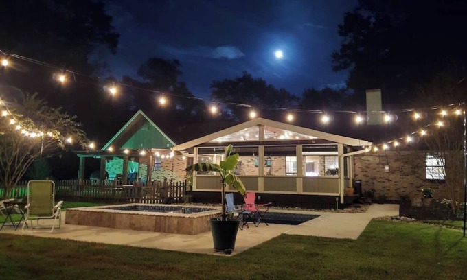 Columbus House | Saltwater Pool Oasis | Near Starkville & Columbus | Peaceful